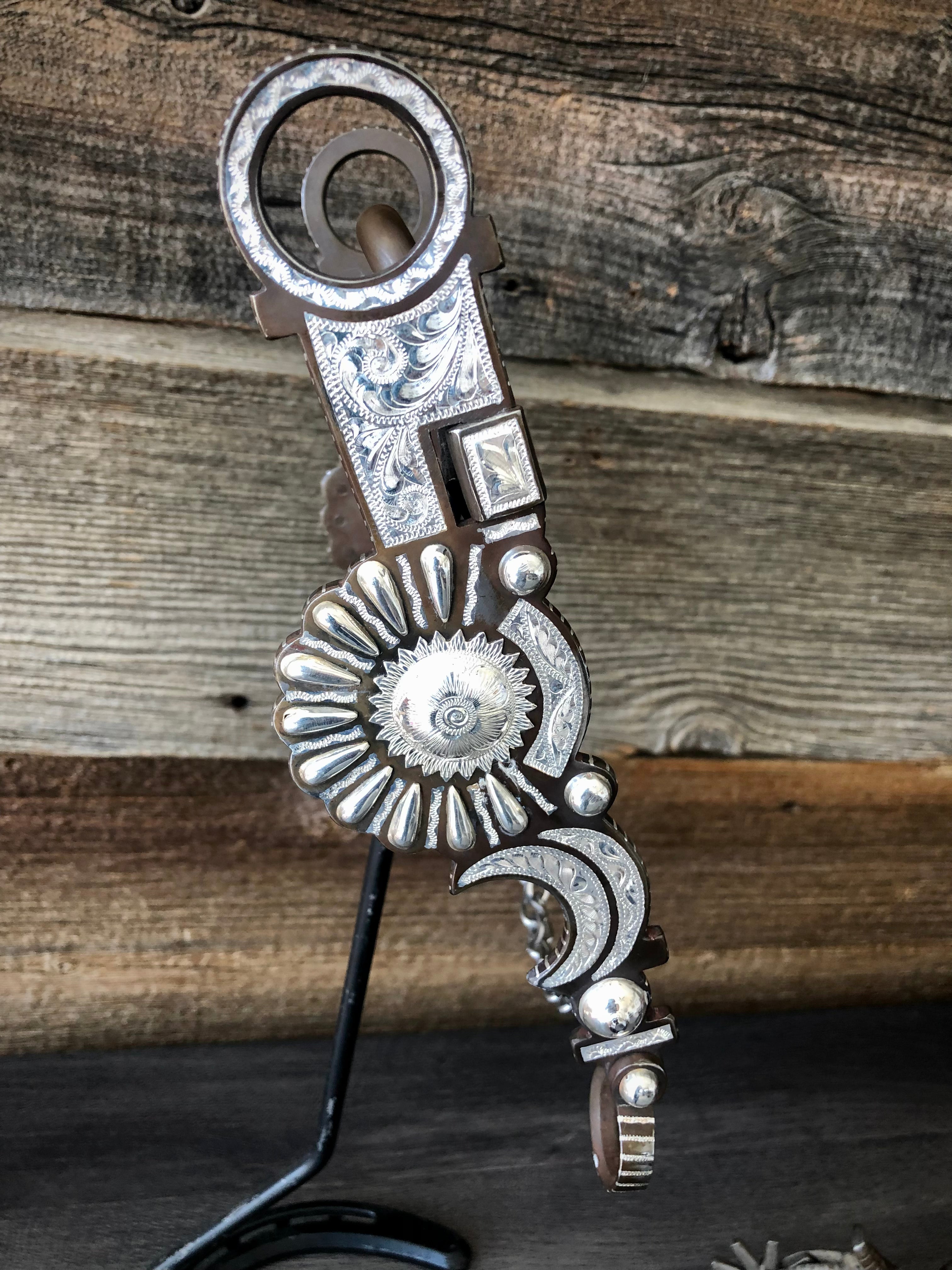 Classy Concho Teardrop Cowhorse Bit